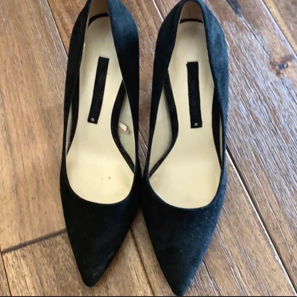Zara suede pump